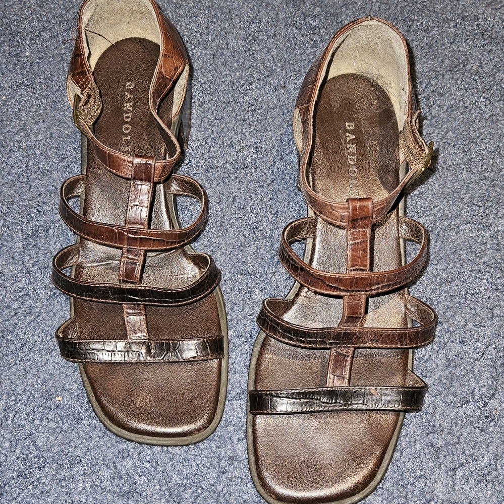 Women's shoes